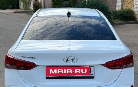 Hyundai Solaris II рестайлинг, 2018 год, 875 000 рублей, 8 фотография