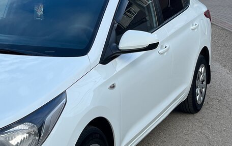 Hyundai Solaris II рестайлинг, 2018 год, 875 000 рублей, 17 фотография
