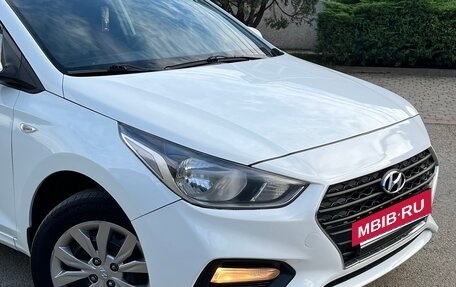 Hyundai Solaris II рестайлинг, 2018 год, 875 000 рублей, 16 фотография