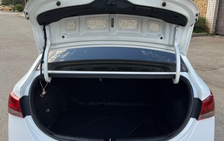 Hyundai Solaris II рестайлинг, 2018 год, 875 000 рублей, 31 фотография
