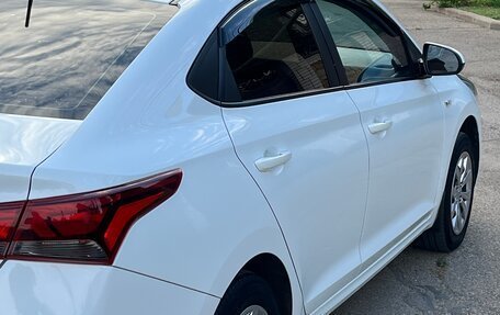 Hyundai Solaris II рестайлинг, 2018 год, 875 000 рублей, 20 фотография