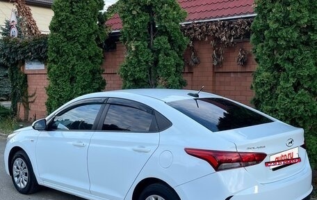 Hyundai Solaris II рестайлинг, 2018 год, 875 000 рублей, 23 фотография