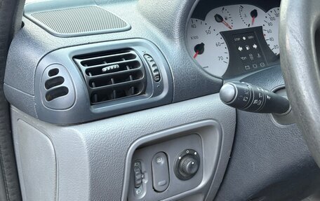 Renault Clio III, 2002 год, 155 000 рублей, 17 фотография