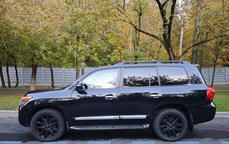Toyota Land Cruiser 200, 2013 год, 3 400 000 рублей, 3 фотография