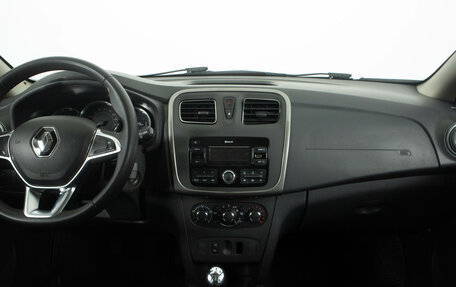 Renault Sandero II рестайлинг, 2019 год, 1 219 000 рублей, 14 фотография