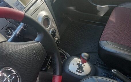 Toyota Yaris III рестайлинг, 2008 год, 750 000 рублей, 16 фотография