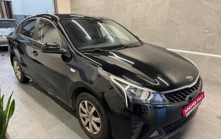 KIA Rio IV, 2021 год, 1 549 000 рублей, 3 фотография