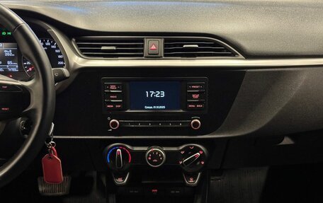 KIA Rio IV, 2021 год, 1 549 000 рублей, 11 фотография