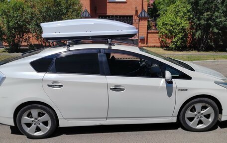 Toyota Prius, 2011 год, 750 000 рублей, 4 фотография