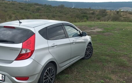 Hyundai Solaris II рестайлинг, 2013 год, 850 000 рублей, 8 фотография