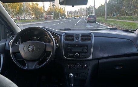Renault Logan II, 2017 год, 360 000 рублей, 9 фотография