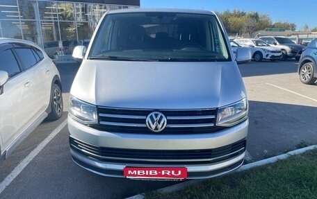 Volkswagen Caravelle T6 рестайлинг, 2016 год, 3 500 000 рублей, 3 фотография