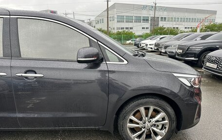 KIA Carnival III, 2020 год, 2 850 000 рублей, 10 фотография