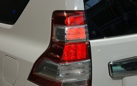 Toyota Land Cruiser Prado 150 рестайлинг 2, 2014 год, 3 900 000 рублей, 10 фотография
