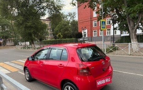 Toyota Yaris III рестайлинг, 2008 год, 650 000 рублей, 4 фотография