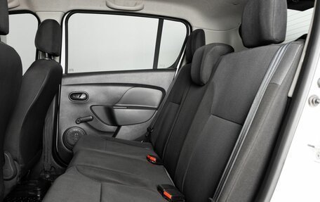 Renault Sandero II рестайлинг, 2014 год, 789 700 рублей, 14 фотография