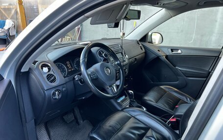Volkswagen Tiguan I, 2011 год, 950 000 рублей, 6 фотография