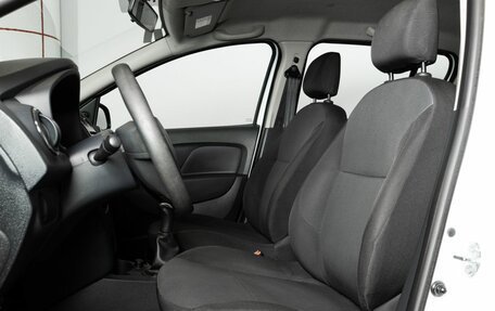 Renault Sandero II рестайлинг, 2014 год, 789 700 рублей, 13 фотография