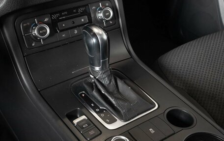 Volkswagen Touareg III, 2011 год, 1 809 000 рублей, 5 фотография