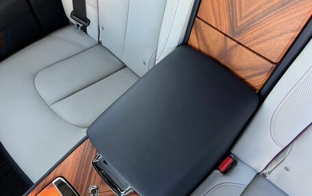 Rolls-Royce Cullinan, 2020 год, 41 900 000 рублей, 38 фотография