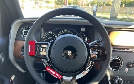 Rolls-Royce Cullinan, 2020 год, 41 900 000 рублей, 18 фотография