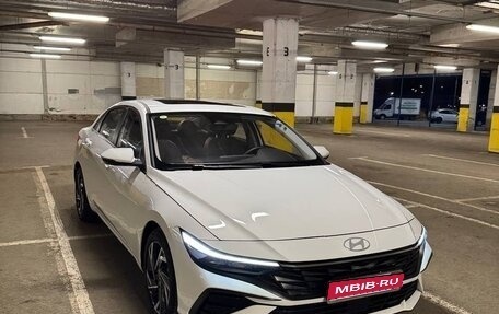 Hyundai Elantra, 2024 год, 2 050 000 рублей, 1 фотография