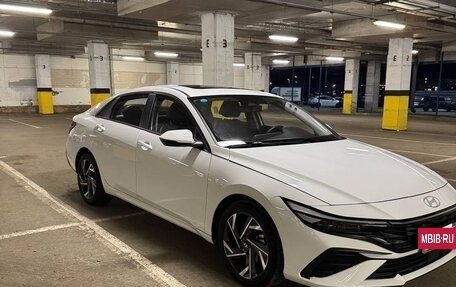 Hyundai Elantra, 2024 год, 2 050 000 рублей, 6 фотография