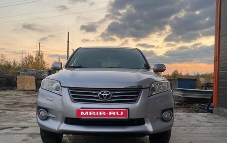 Toyota RAV4, 2011 год, 1 500 000 рублей, 2 фотография