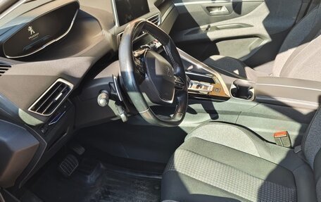 Peugeot 3008 II, 2017 год, 1 599 000 рублей, 4 фотография