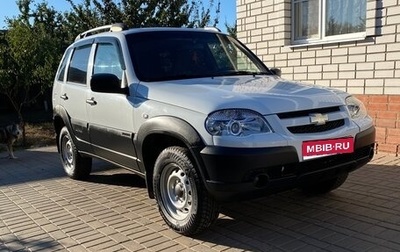 Chevrolet Niva I рестайлинг, 2018 год, 750 000 рублей, 1 фотография