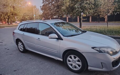 Renault Laguna III рестайлинг, 2009 год, 490 000 рублей, 3 фотография