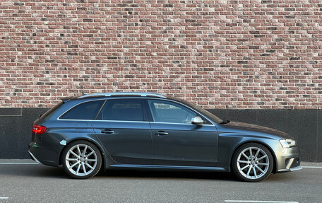 Audi RS 4, 2013 год, 3 098 000 рублей, 4 фотография