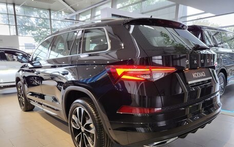 Skoda Kodiaq I, 2023 год, 5 398 000 рублей, 8 фотография