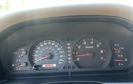 Toyota Land Cruiser 100 рестайлинг 2, 2001 год, 1 500 000 рублей, 5 фотография