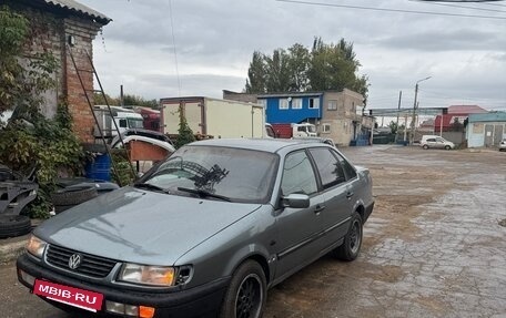 Volkswagen Passat B4, 1994 год, 200 000 рублей, 3 фотография