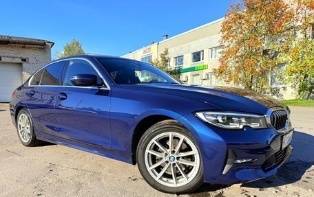 BMW 3 серия, 2019 год, 3 200 000 рублей, 3 фотография