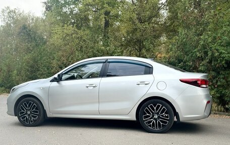 KIA Rio IV, 2017 год, 1 400 000 рублей, 2 фотография