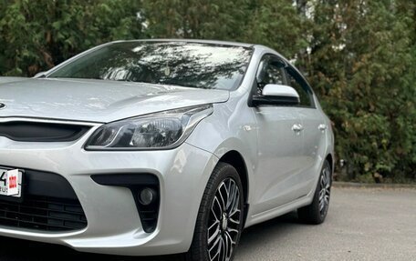 KIA Rio IV, 2017 год, 1 400 000 рублей, 4 фотография