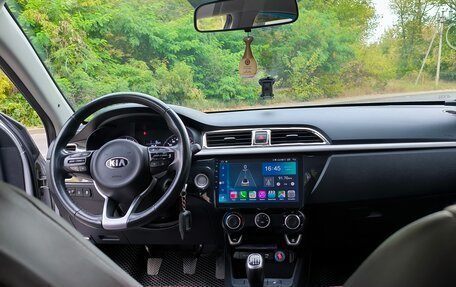 KIA Rio IV, 2017 год, 1 400 000 рублей, 6 фотография