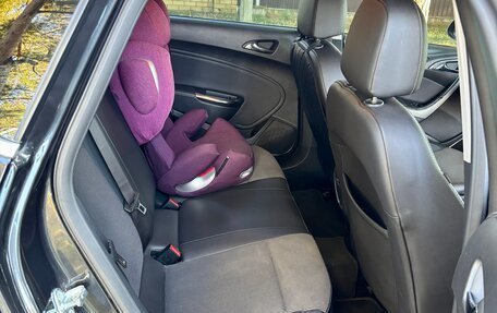 Opel Astra J, 2010 год, 790 000 рублей, 10 фотография