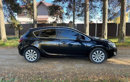 Opel Astra J, 2010 год, 790 000 рублей, 3 фотография