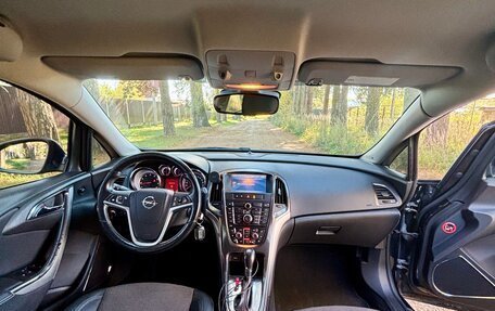 Opel Astra J, 2010 год, 790 000 рублей, 11 фотография