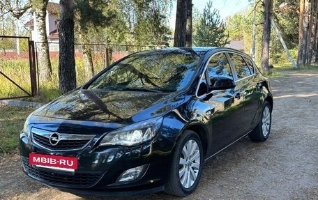 Opel Astra J, 2010 год, 790 000 рублей, 12 фотография