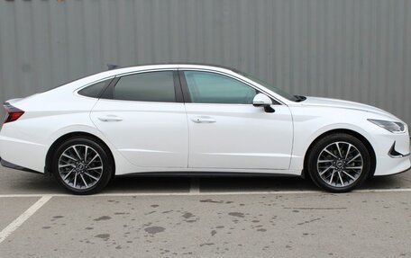Hyundai Sonata VIII, 2020 год, 2 300 000 рублей, 5 фотография