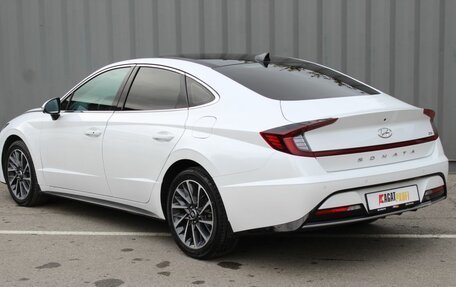 Hyundai Sonata VIII, 2020 год, 2 300 000 рублей, 10 фотография