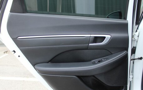 Hyundai Sonata VIII, 2020 год, 2 300 000 рублей, 21 фотография