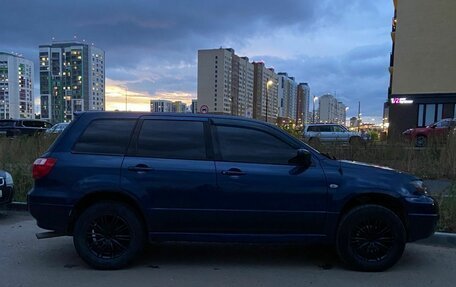 Mitsubishi Outlander III рестайлинг 3, 2003 год, 340 000 рублей, 4 фотография