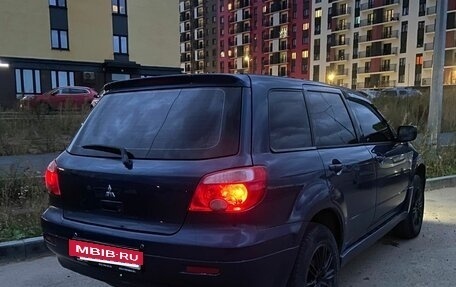 Mitsubishi Outlander III рестайлинг 3, 2003 год, 340 000 рублей, 6 фотография