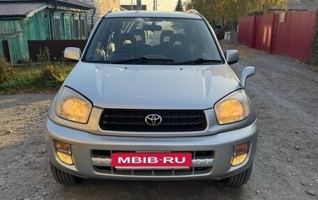 Toyota RAV4, 2001 год, 900 000 рублей, 17 фотография