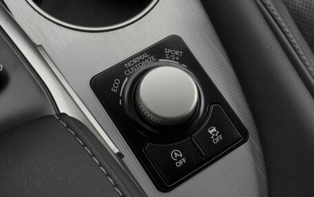 Lexus RX IV рестайлинг, 2018 год, 4 299 000 рублей, 13 фотография